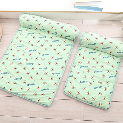 Pet Blanket Cooling Breathable Cat Bed Outdoor Washable Travel